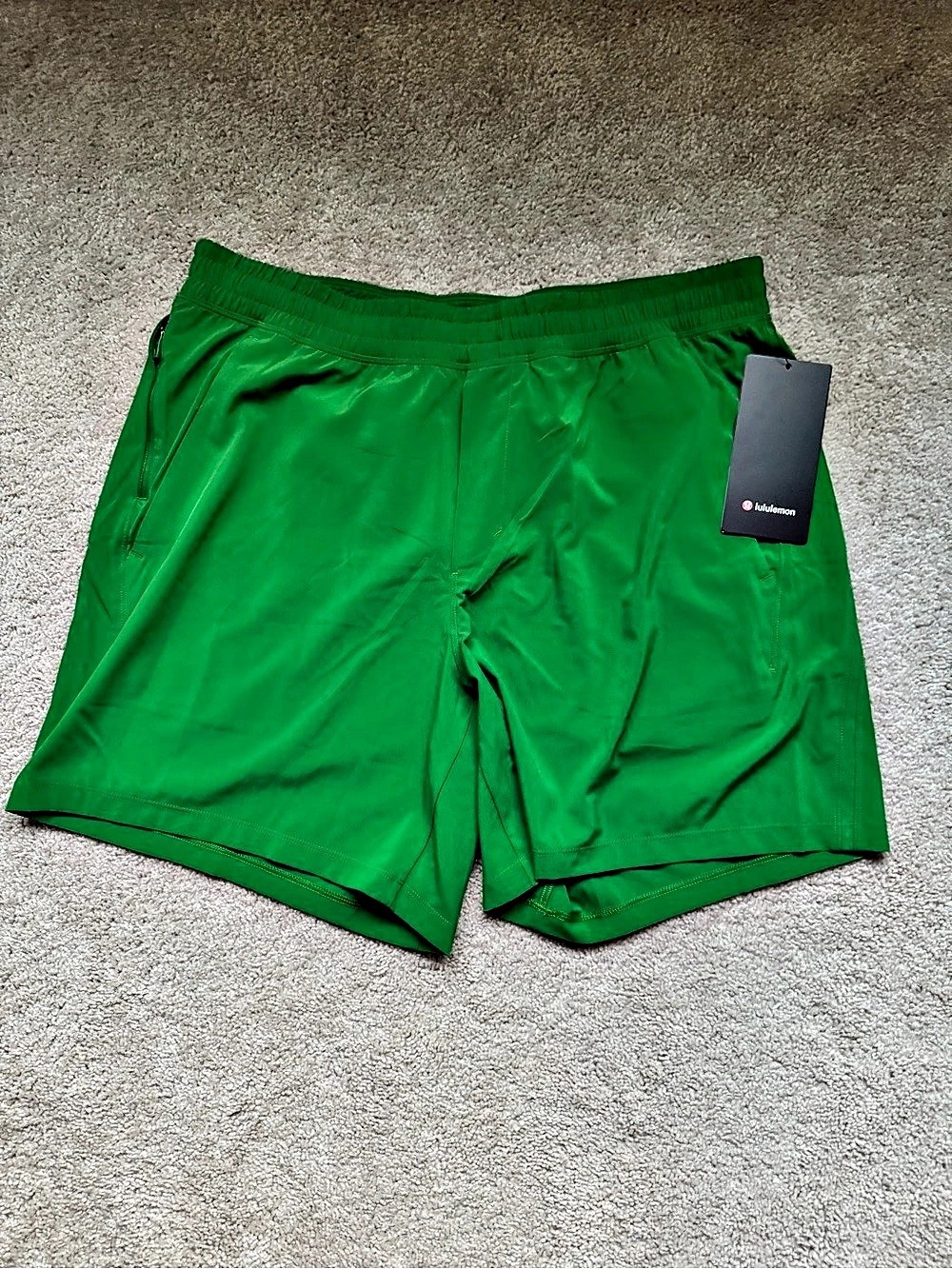 Lululemon Pace Breaker LL Short 7” – Chameleon 💚